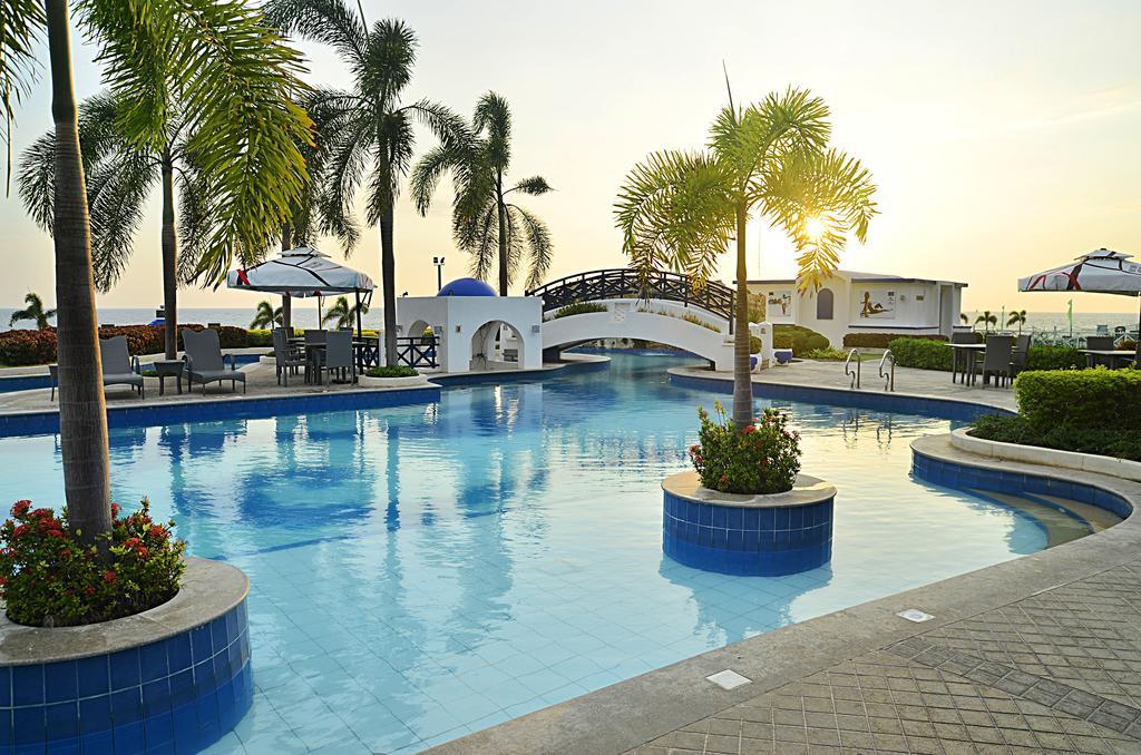 Thunderbird Resorts - Poro Point San Fernando City (La Union) Exterior foto