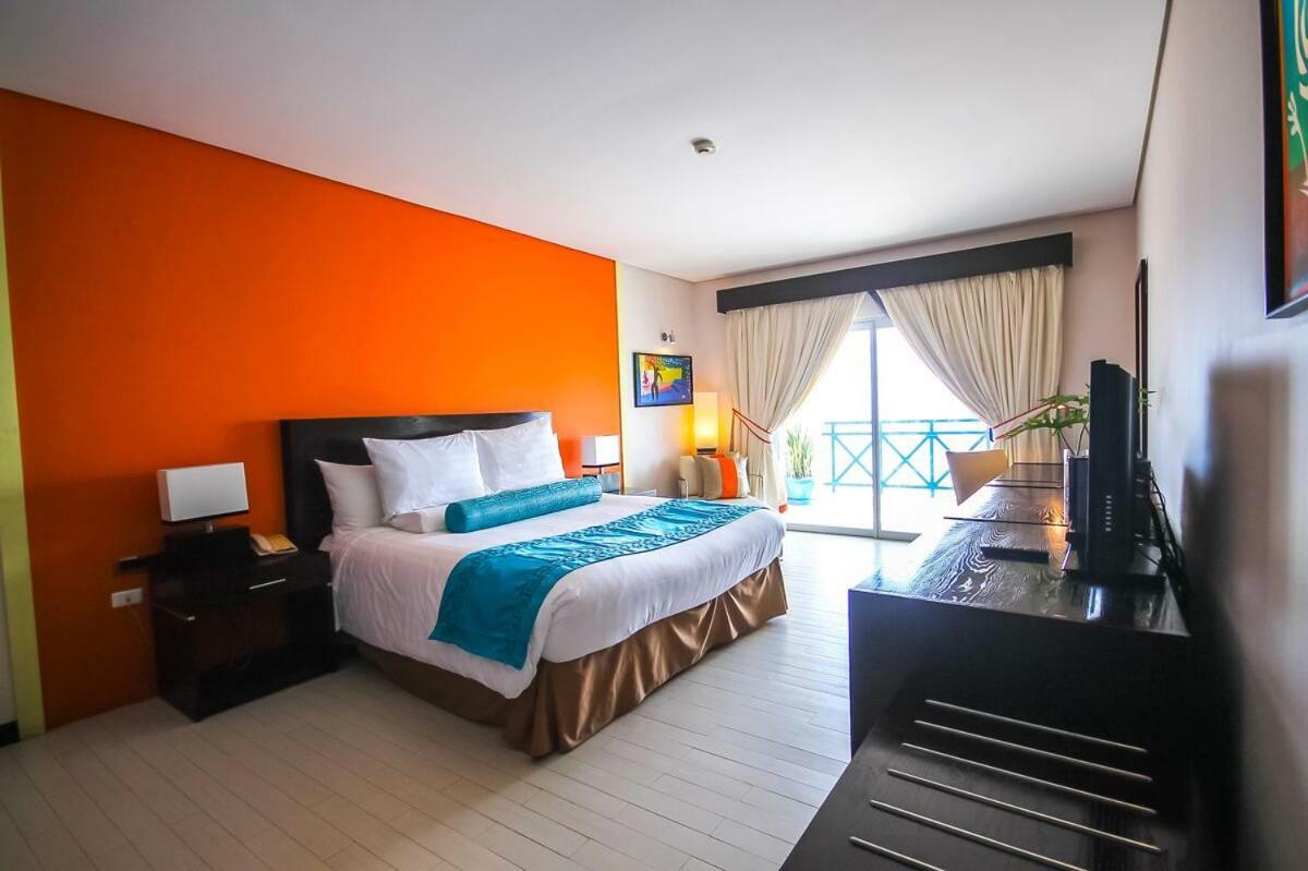 Thunderbird Resorts - Poro Point San Fernando City (La Union) Exterior foto